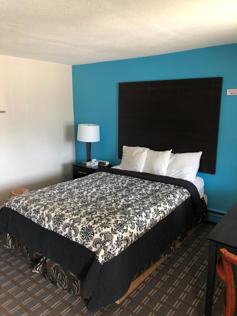 Shields Gratiot View Motel מראה חיצוני תמונה