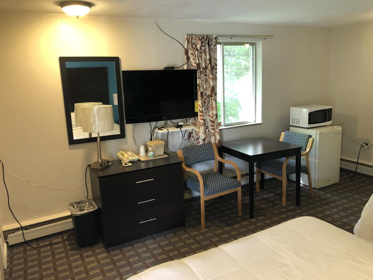 Shields Gratiot View Motel מראה חיצוני תמונה